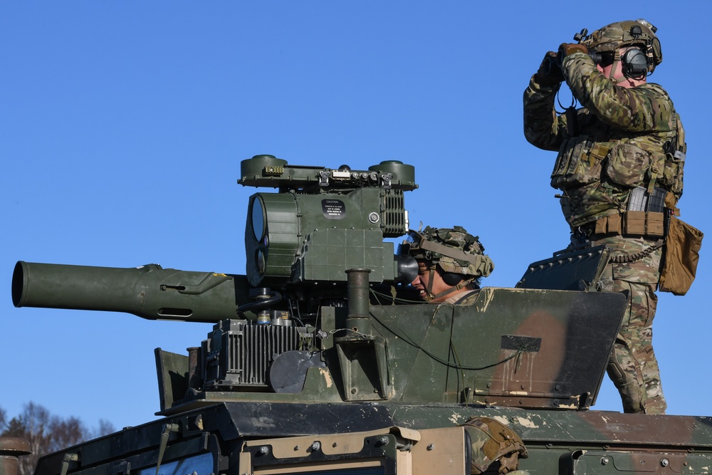 1-91 CAV, 173rd AB fire TOW missiles