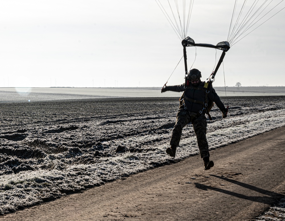 NATO allies conduct joint drop training
