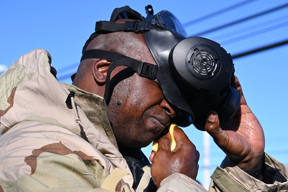 DVIDS - Images - Fort Dix - CBRN Defense Course Training 13 DEC 2022 ...