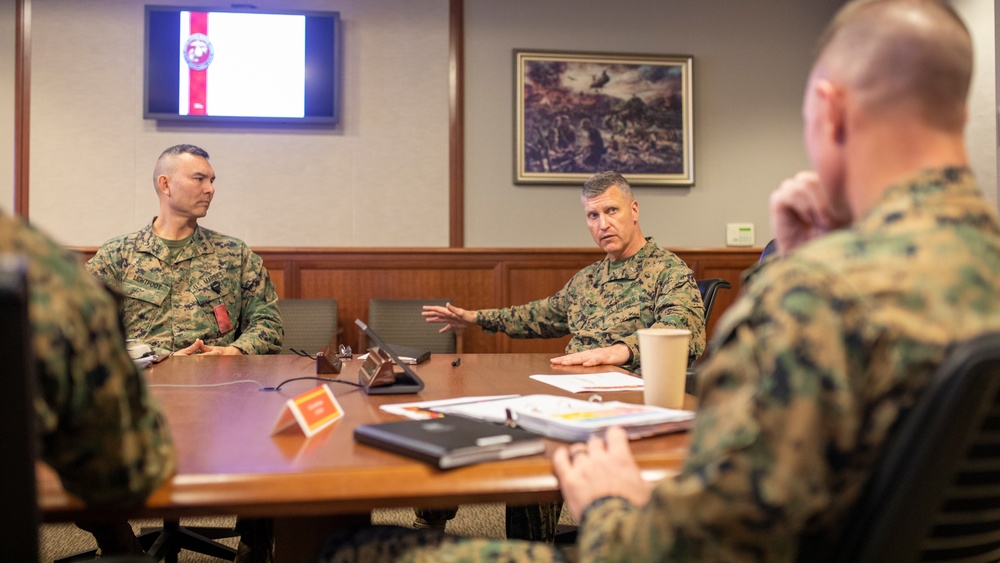 Generals from Combat Development and Integration visit Marine Forces Reserve and Marine Forces South