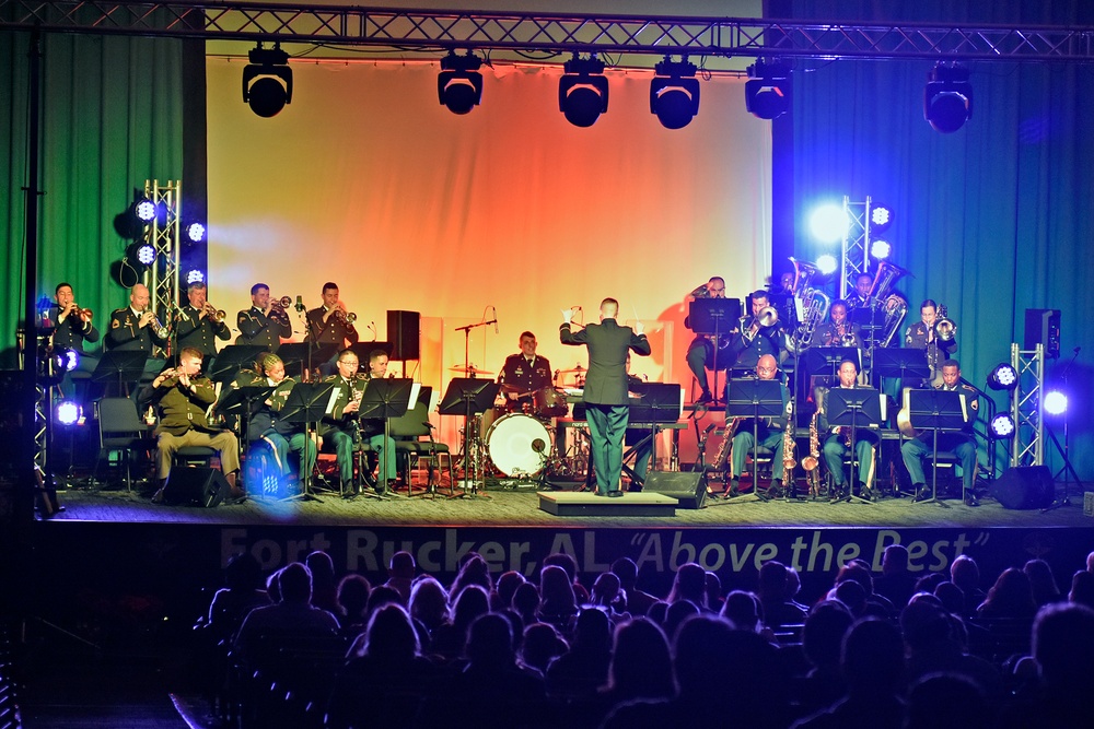 USAACE CG Holiday Concert