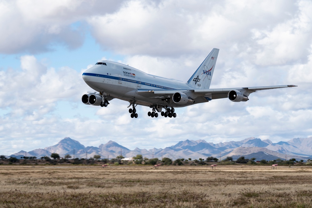 NASA's SOFIA retires