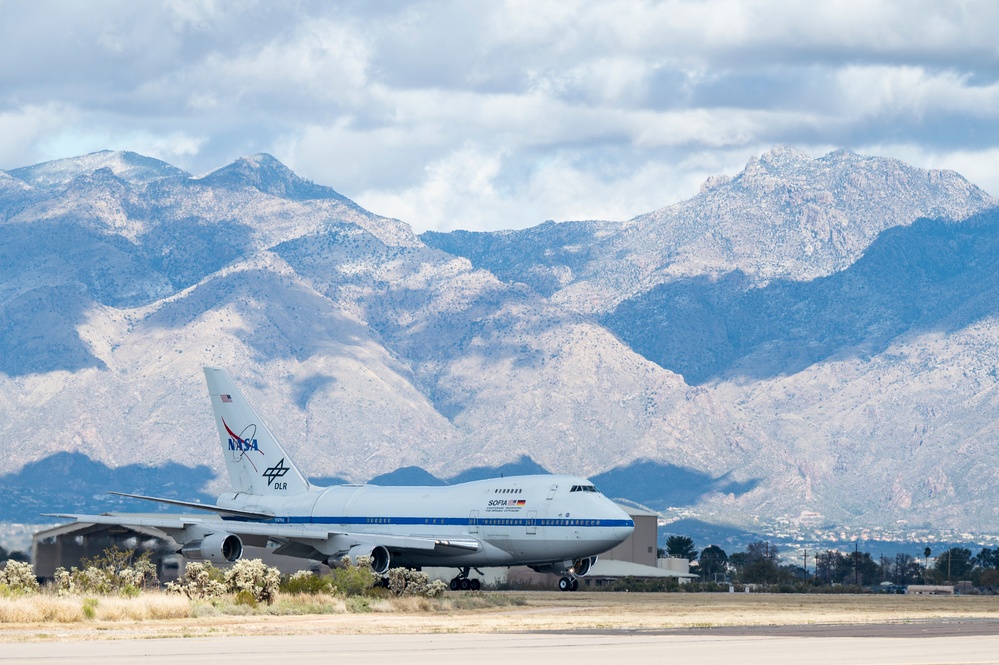 NASA's SOFIA retires