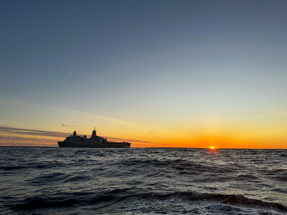 USS Portland (LPD 27) Artemis I Small Boat Recovery