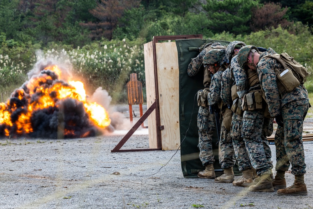 MWSS-171 COMES TO OKINAWA FOR FIELD OP | DEMOLITION RANGE