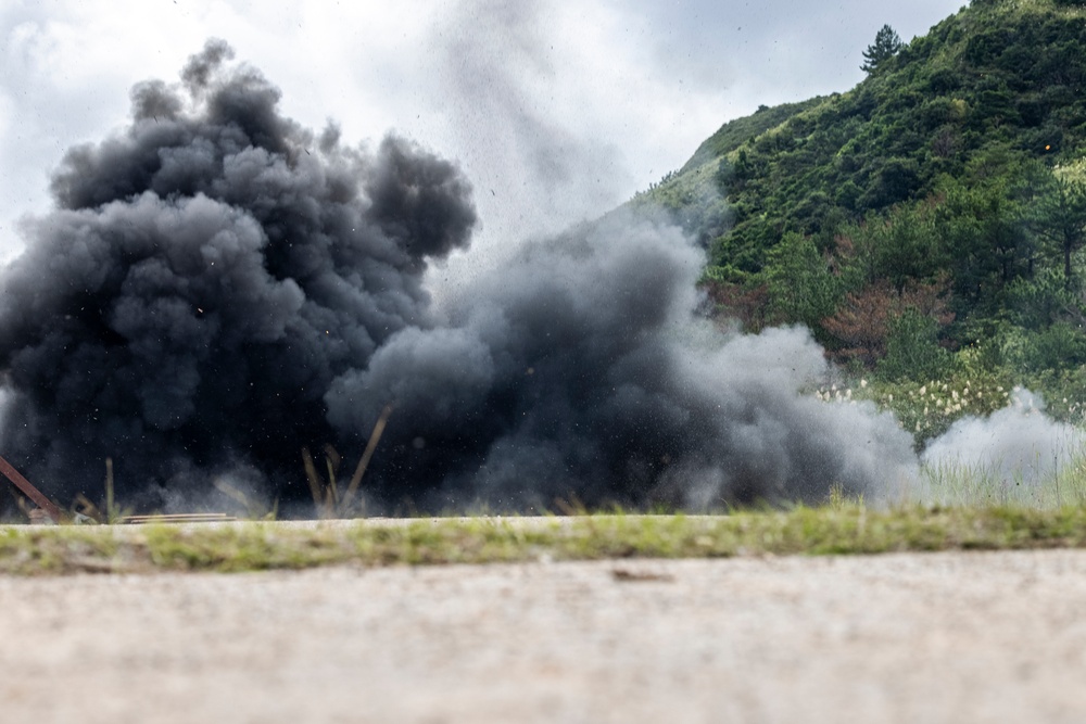 MWSS-171 COMES TO OKINAWA FOR FIELD OP | DEMOLITION RANGE