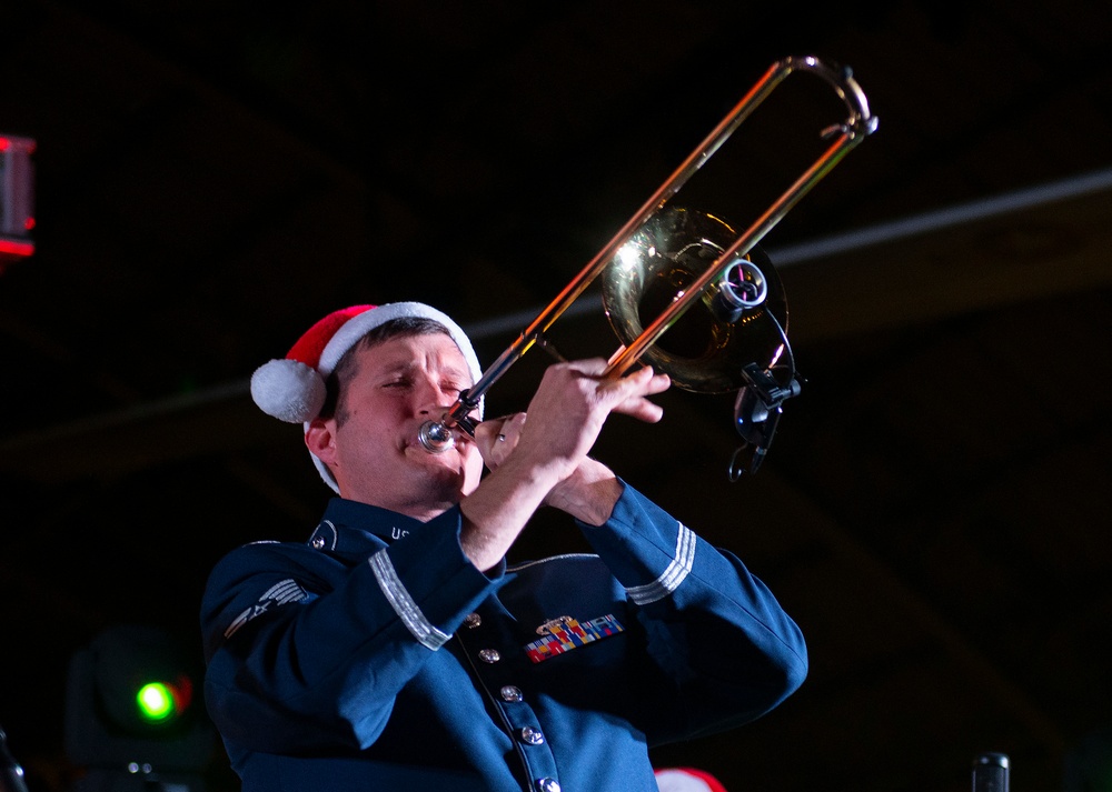 Band of Flight delivers holiday spirit