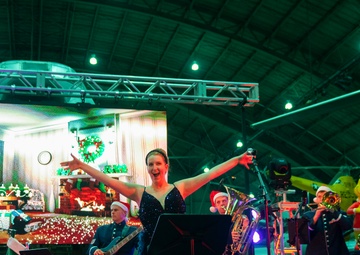 Band of Flight delivers holiday spirit