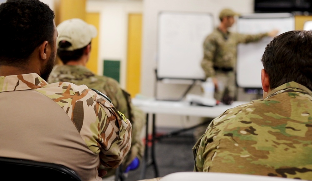 Green Berets and Royal Saudi Special Security Forces Exercise