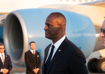 U.S. Secretary of State visits AUAB