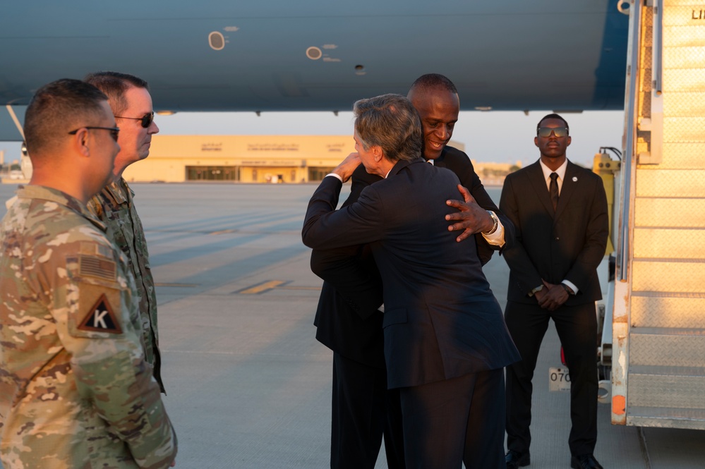 U.S. Secretary of State visits AUAB