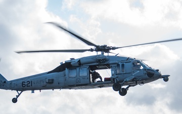 USS Ronald Reagan (CVN 76) conducts flight operations