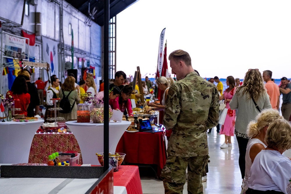 USCENTCOM hosts Coalition International night at MacDill AFB