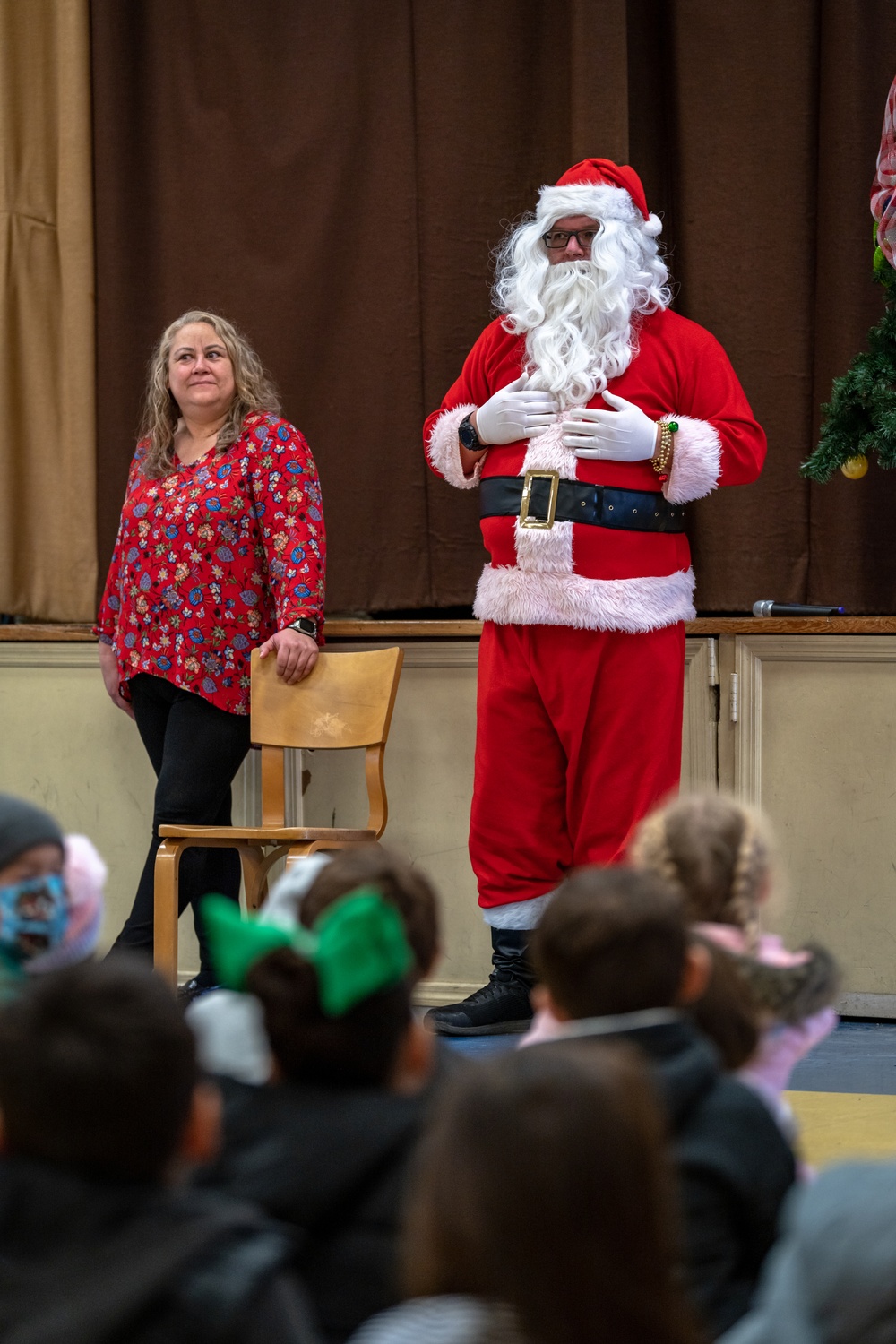 349 AMW Airmen deliver holiday cheer