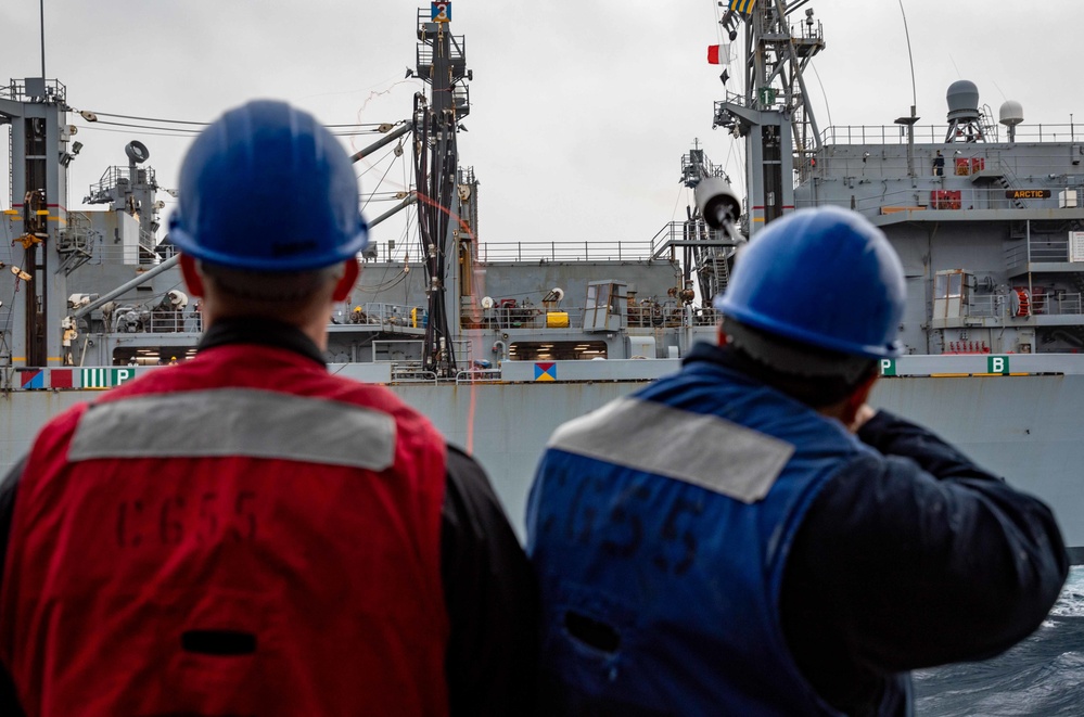 USS Leyte Gulf (CG 55) Completes Replenishment-at-Sea