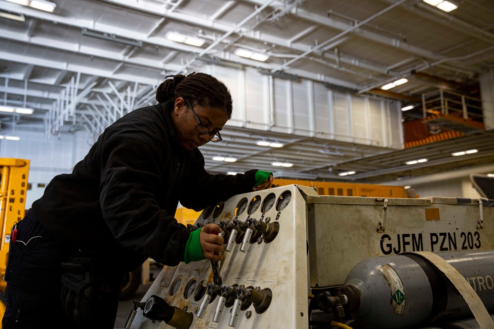 Abraham Lincoln Sailors conduct maintenance