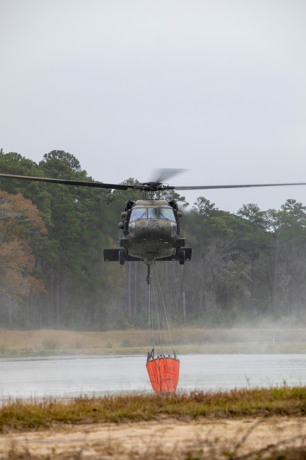 3rd Combat Aviation Brigade Soldiers conduct Bambi Bucket training