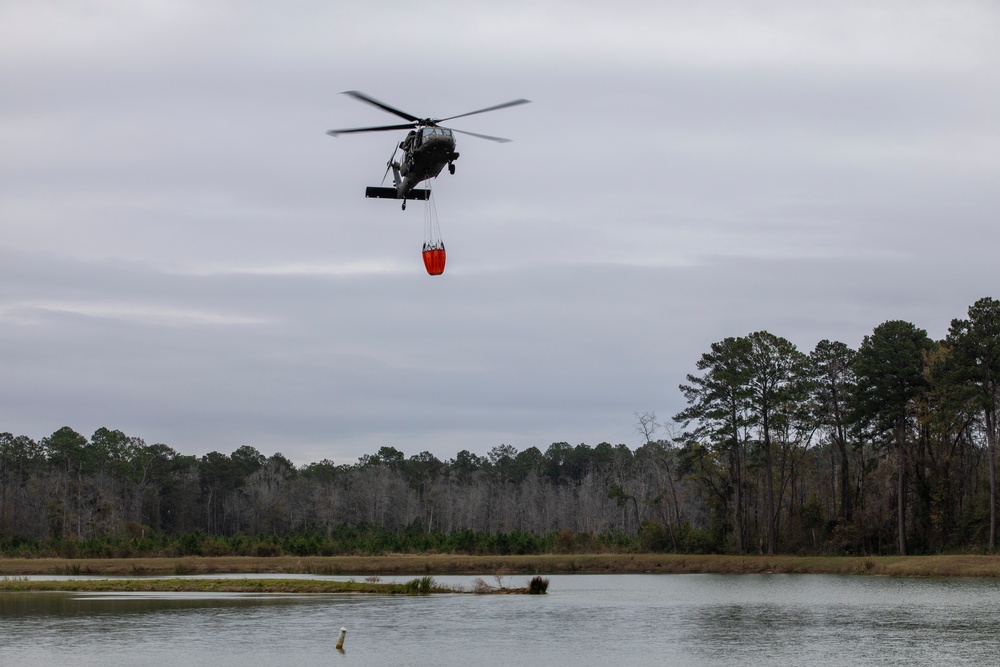 3rd Combat Aviation Brigade Soldiers conduct Bambi Bucket training