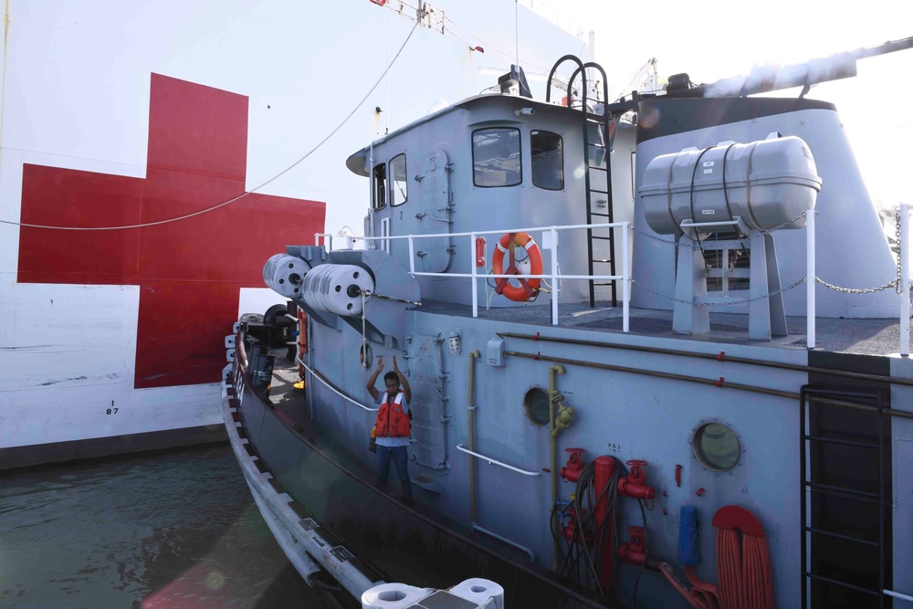 USNS Comfort (T-AH-20) arrives at Naval Station Guantanamo Bay