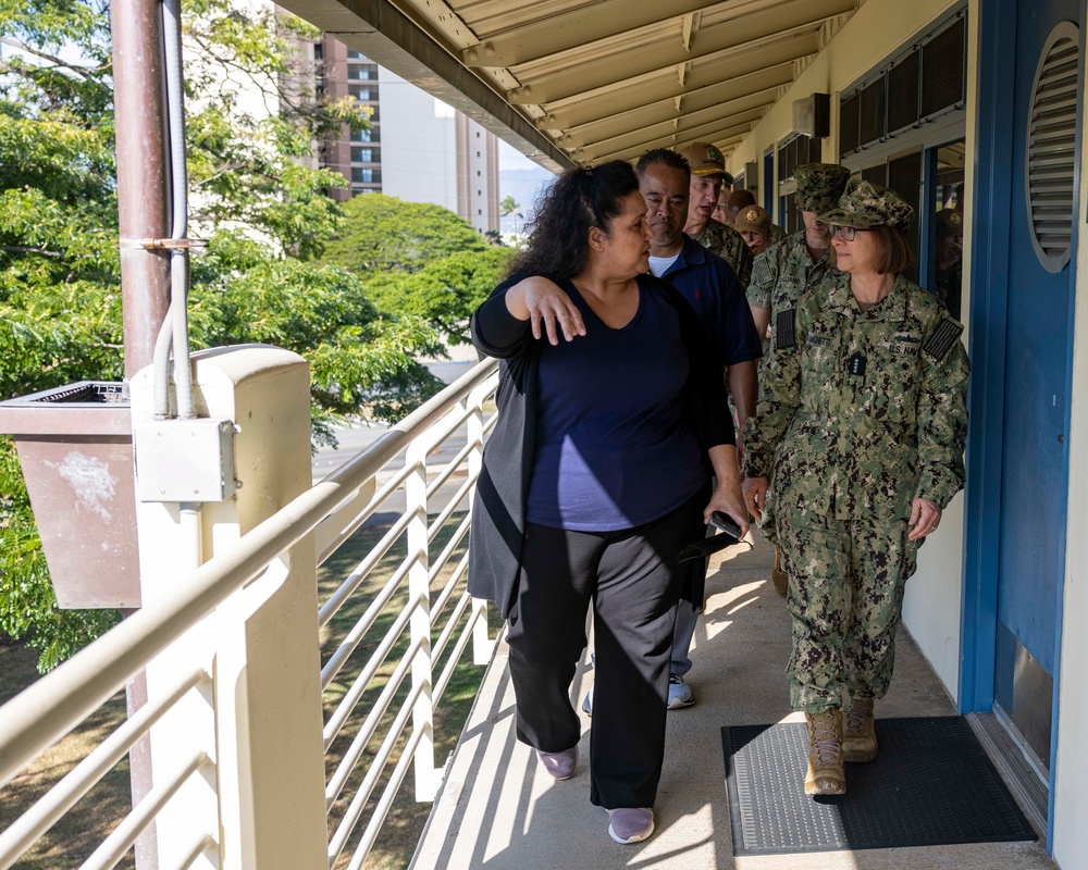 Vice Chief of Naval Operations Tours Sailor's Housing on Joint Base Pearl Harbor-Hickam