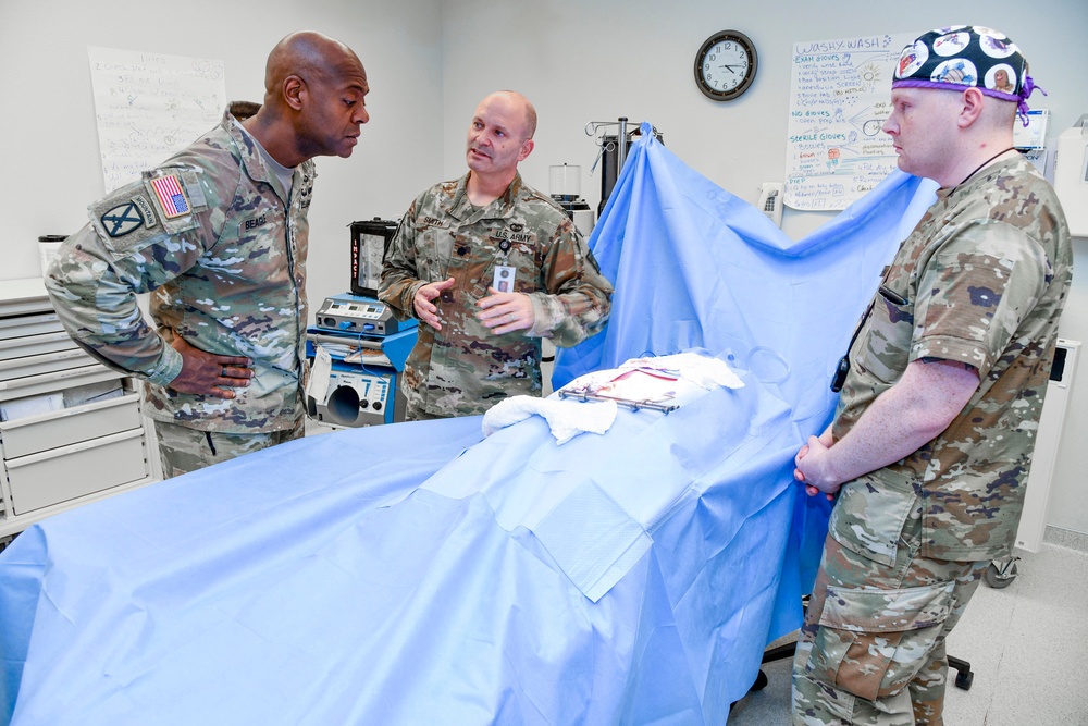 Combined Arms Center commanding general visits MEDCoE