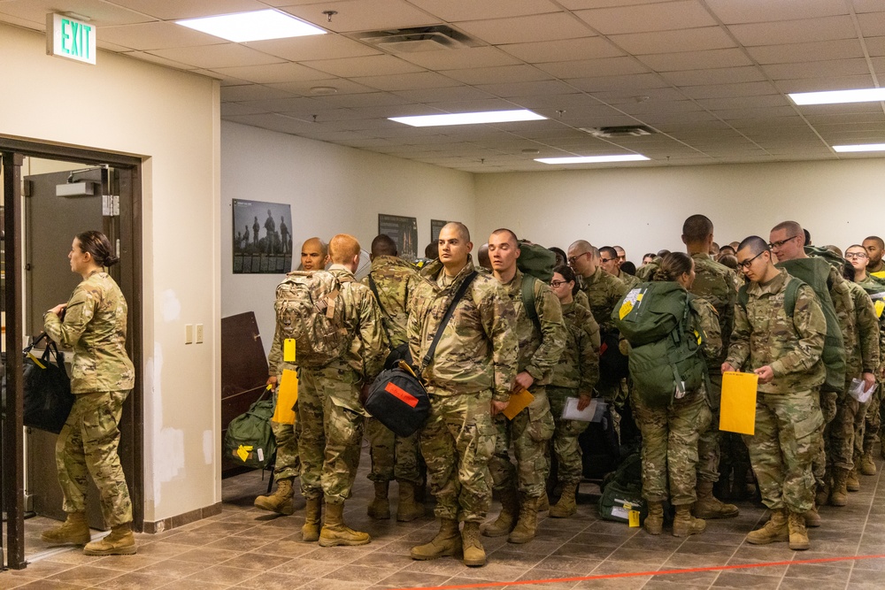 The Fort Sill holiday exodus begins