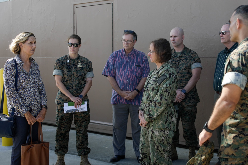 Adm. Franchetti visits MCBH