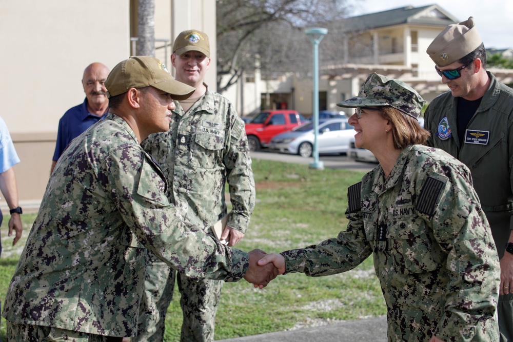 Adm. Franchetti visits MCBH