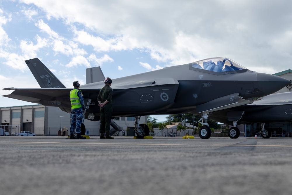 DVIDS - Images - Marine Fighter Attack Squadron 314 works with ...