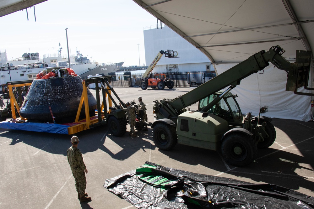 ACB 1 Transports NASA Artemis I Orion Spacecraft