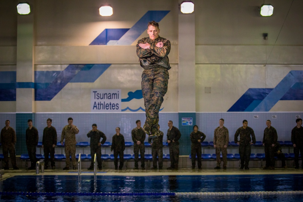 U.S. Marines, JMSDF take part in Bilateral Swim Qualification