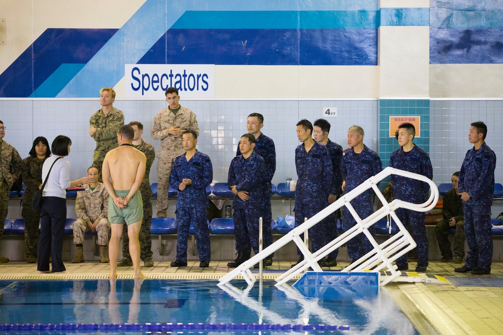 U.S. Marines, JMSDF take part in Bilateral Swim Qualification