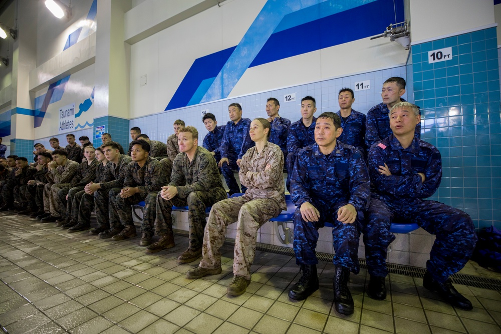 U.S. Marines, JMSDF take part in Bilateral Swim Qualification