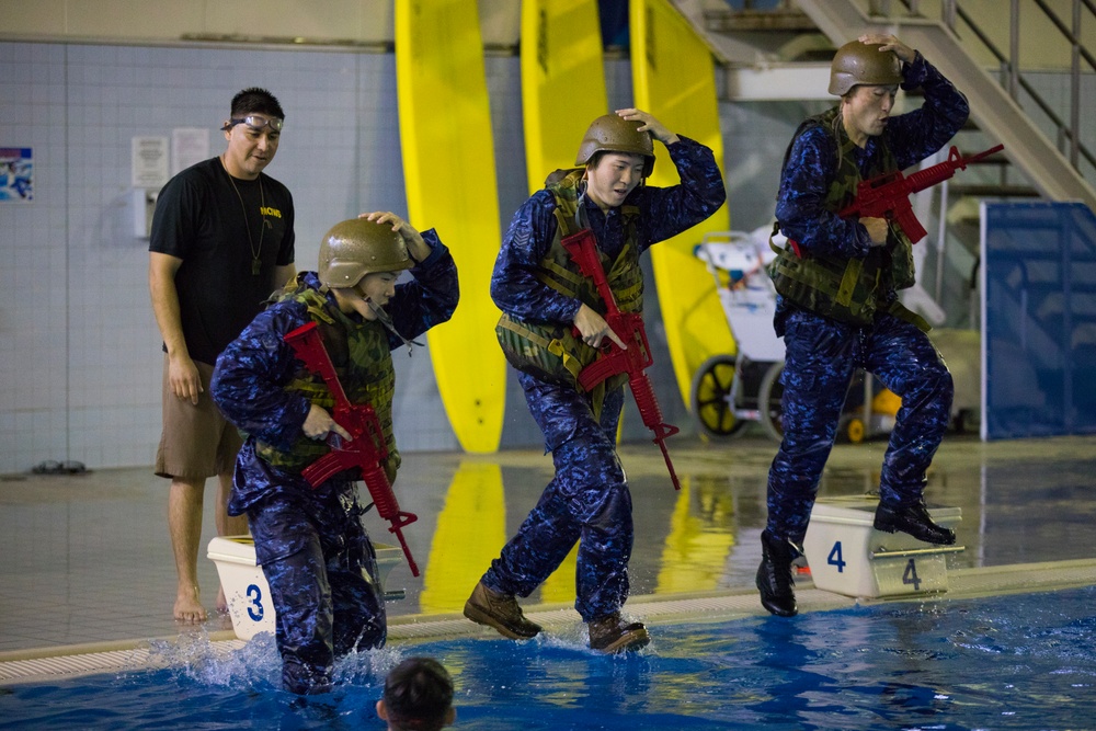 DVIDS Images U.S. Marines, JMSDF take part in Bilateral Swim