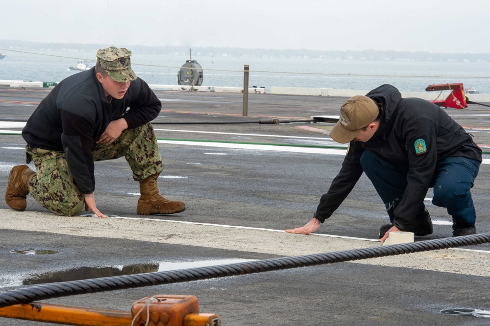 IKE Conducts Maintenance in Naval Station Norfolk