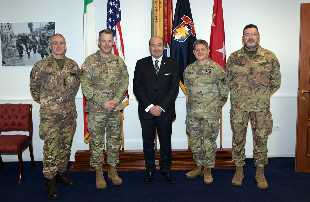 Dott. Pietro Signoriello visited Caserma Ederle, Vicenza, Italy