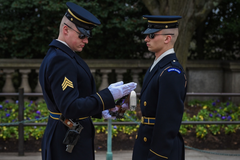 Tomb of the Unknown Soldier