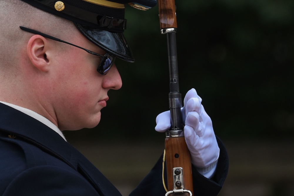 Tomb of the Unknown Soldier