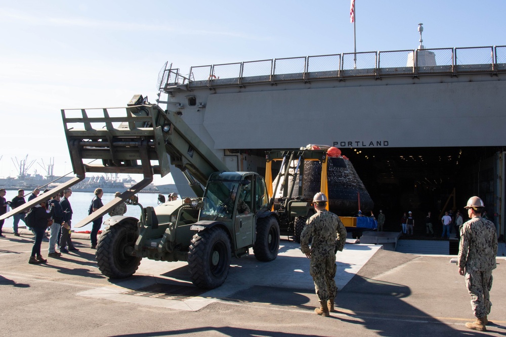 ACB 1 Transports NASA Artemis I Orion Spacecraft