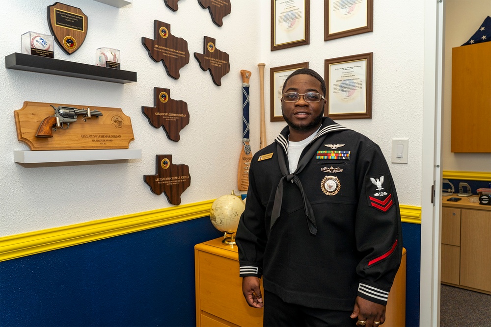 Hollywood Produces Another Star – Award-Winning Recruiter Brings Talent to Texas