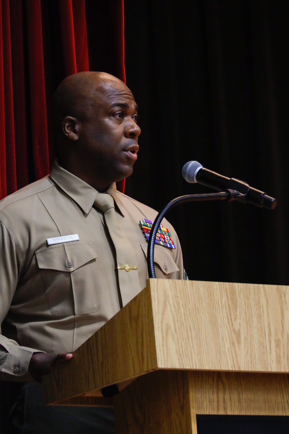 6th Marine Corps District Sergeant Major Guest Speaker at Drill Instructor Course Graduation