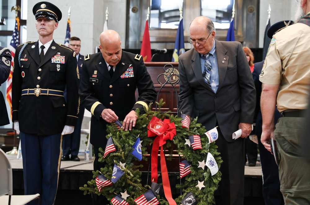 Wreaths Across America ceremony at Ohio Statehouse honors veterans