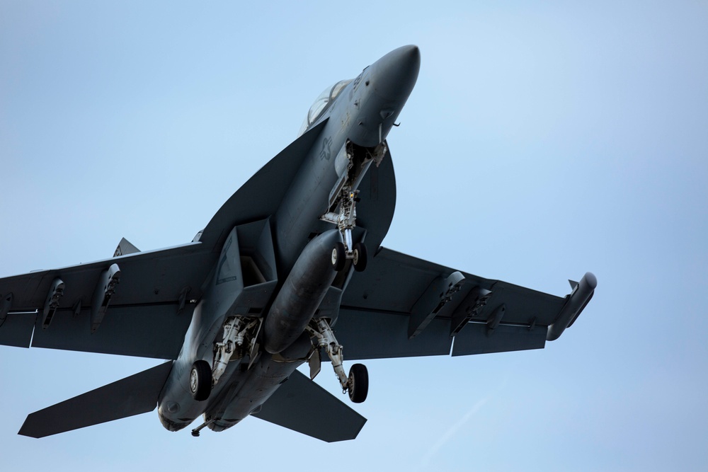 Abraham Lincoln conducts flight operations