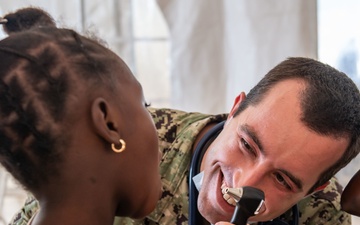 USNS COMFORT COMPLETES ITS FINAL MISSION STOP OF CP 2022 IN HAITI