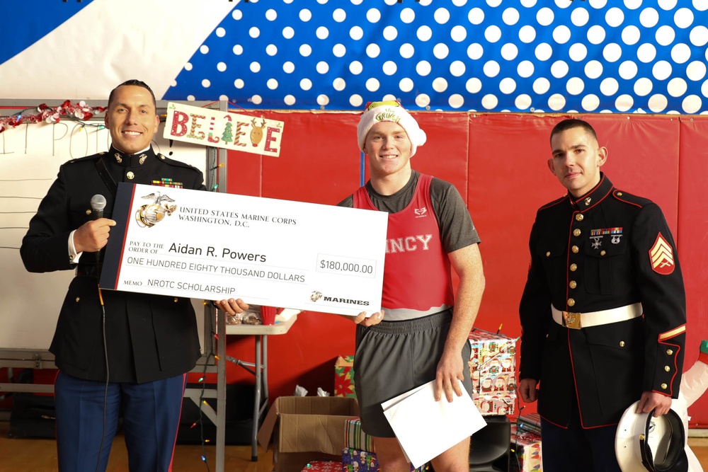 Sacramento Marines Present NROTC Scholarship