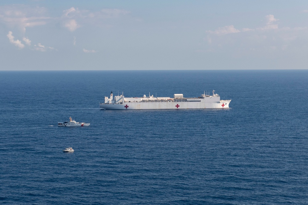 USNS Comfort sails off the coast of Jeremie, Haiti