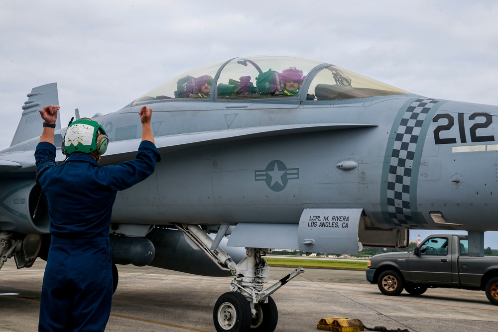 VMFA-312 Conducts Hot Refueling with 18th Logistics Readiness Squadron