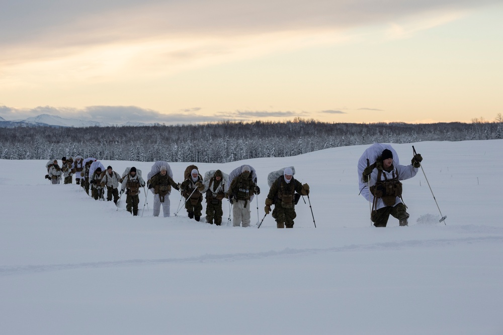 2d Reconnaissance Battalion Marines conduct cold weather training in Alaska