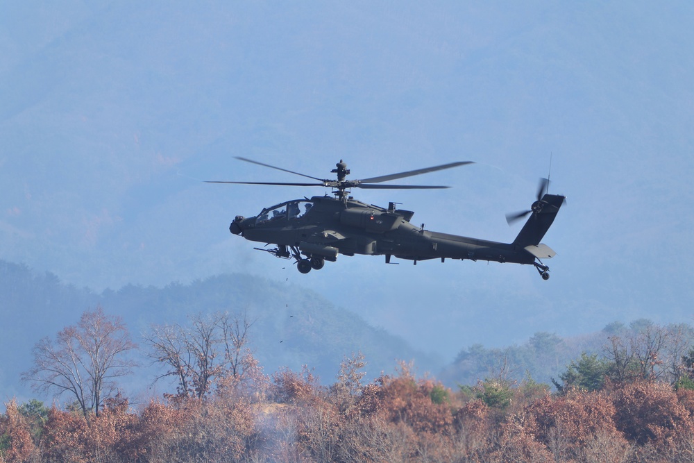 U.S. Army Apaches Conduct Aerial Gunnery at Nightmare Range
