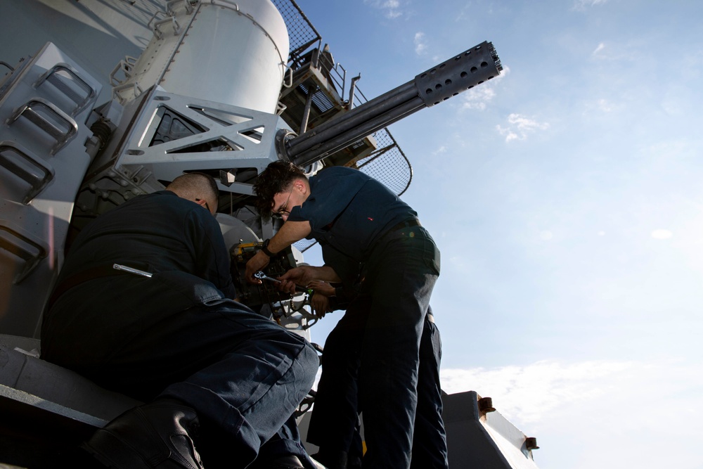 Abraham Lincoln Sailors conduct maintenance